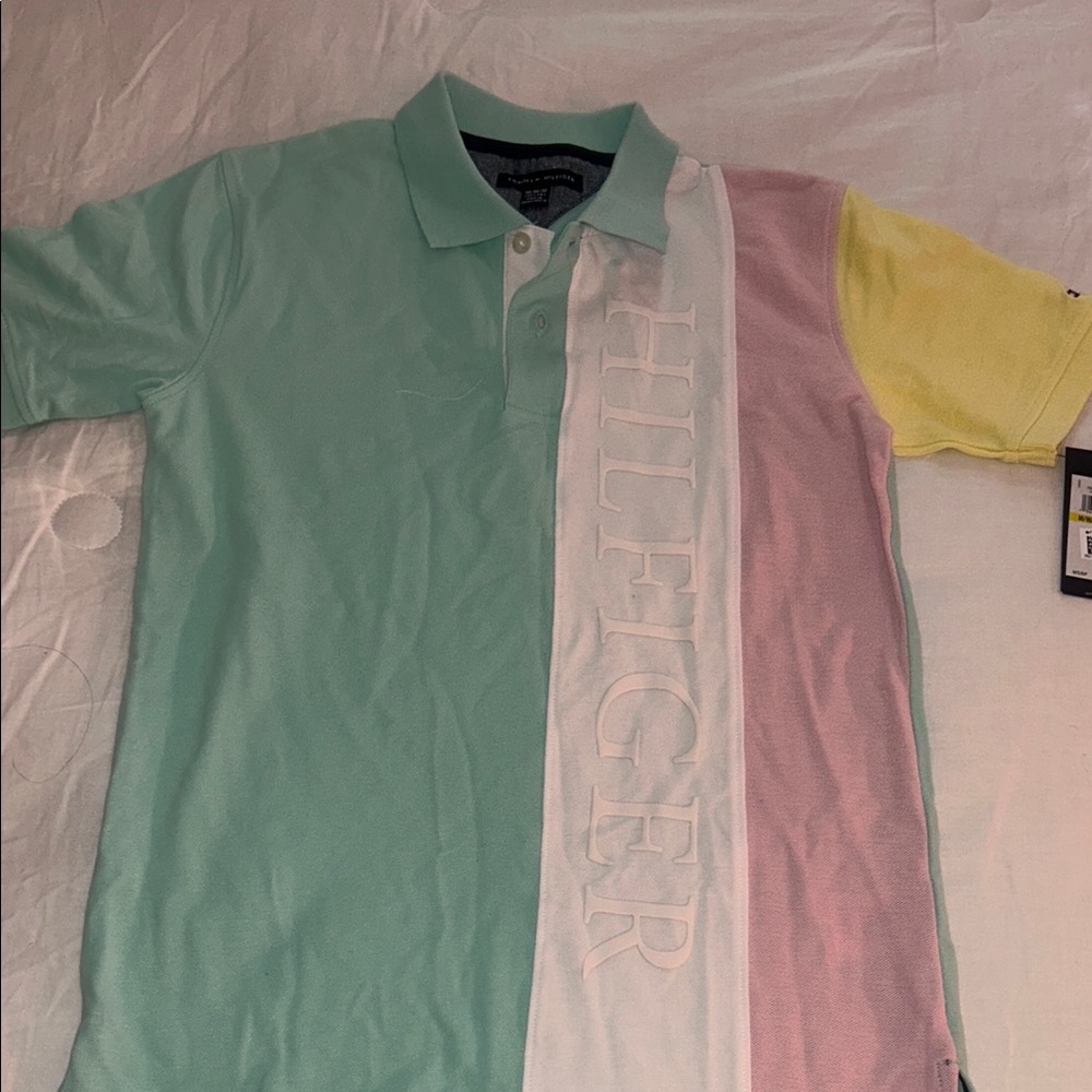 Kids size M 12-14, Tommy Hilfiger Green and White Polo Shirt.